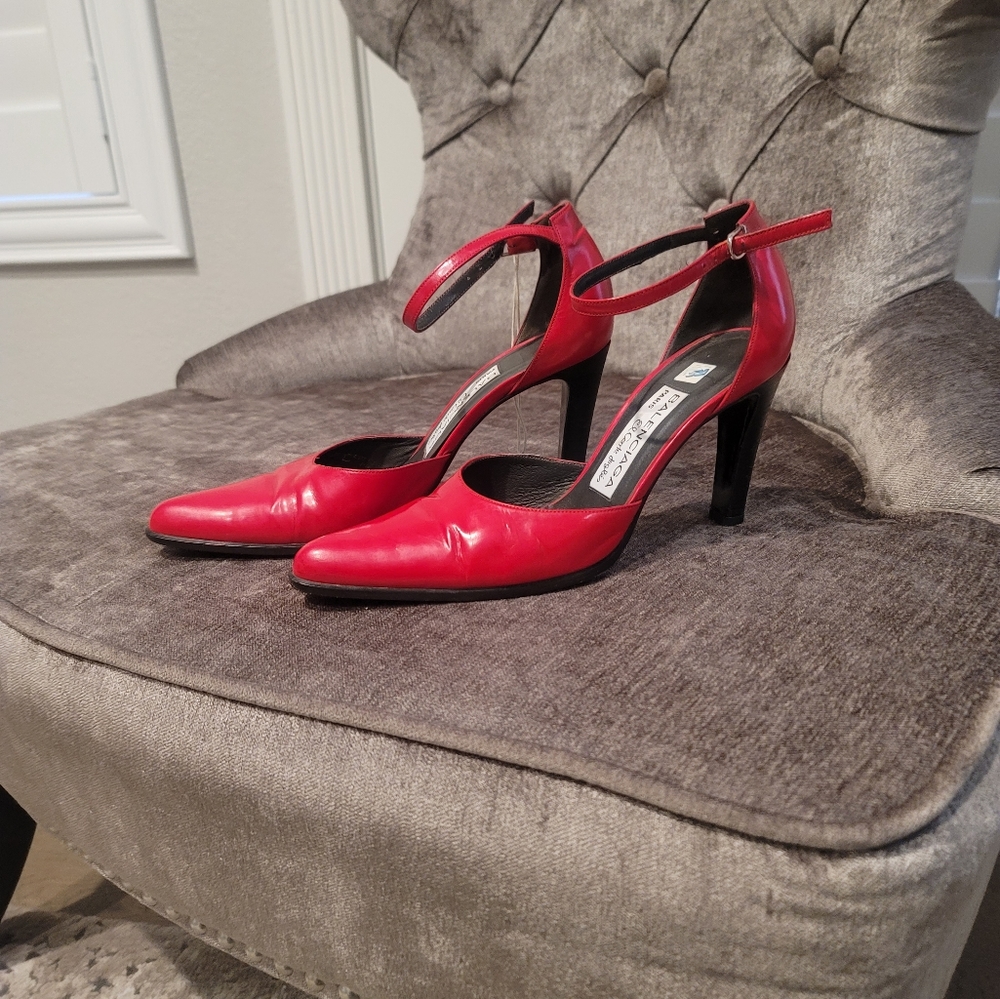 Balenciaga Red Leather Pumps in size 37 fits 7.5